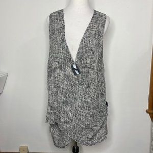 Grinns Tunic Top Sleeveless Size M Black White Hand-crafted Clay Buttons